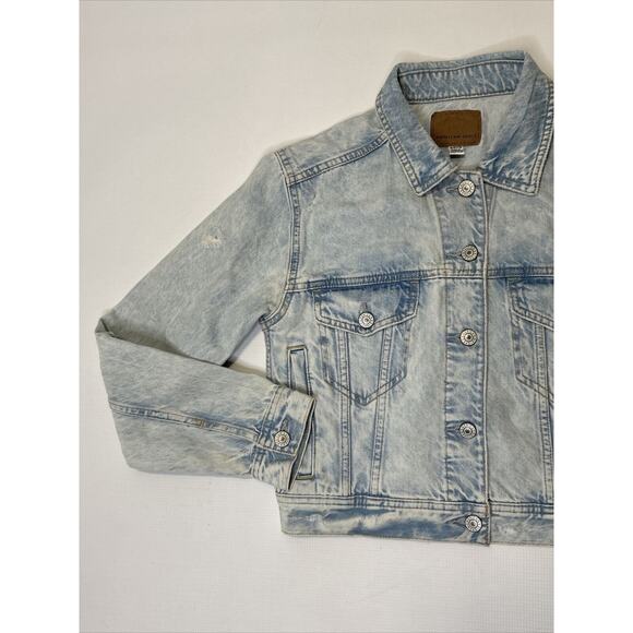 AEO American Eagle Light Wash Cropped Denim Jean Jacket Distressed Size Small - Picture 3 of 9
